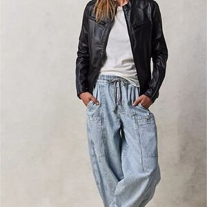 We The Free Light Blue Striped Pants